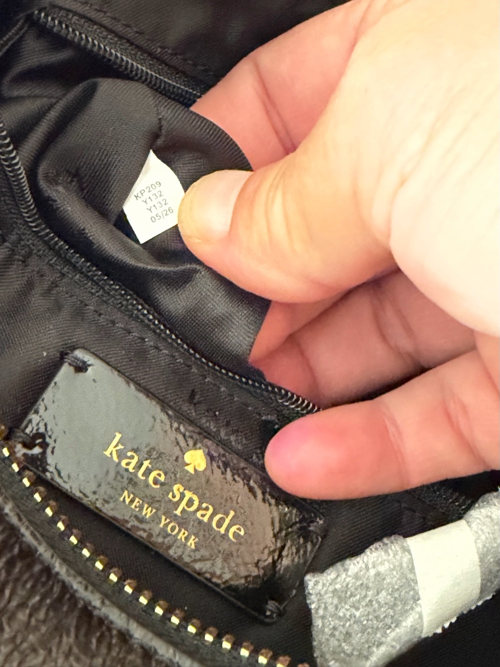 kate spade Margot Shiny Leather Shoulder Bag in Black - Picture 15 of 15
